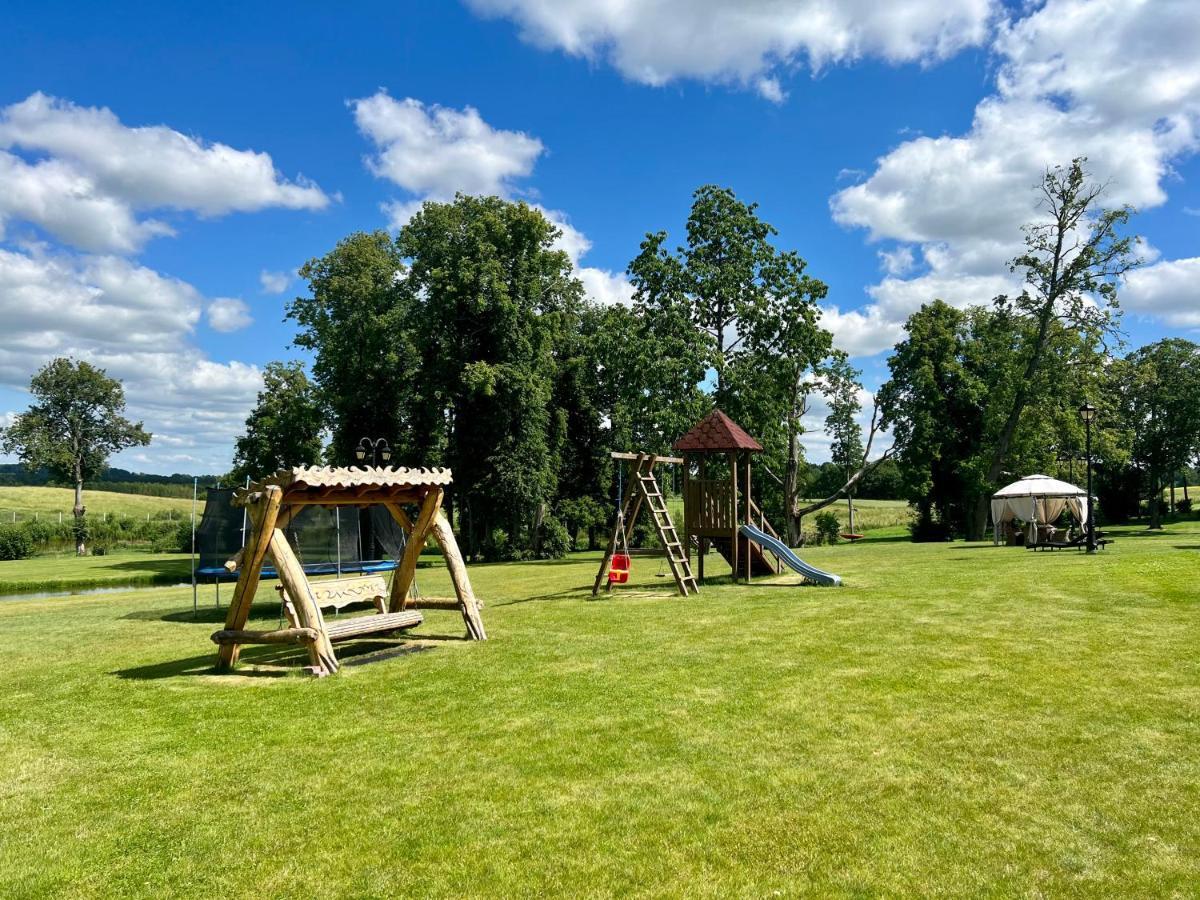 Pakevio Dvaras - Pakevis Manor Kelme Exteriör bild